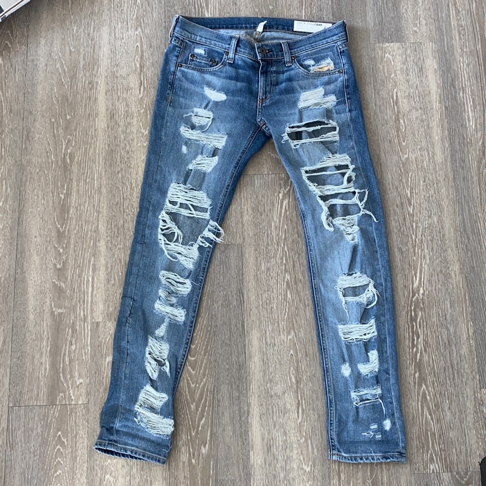 Rag&bone distressed SOLD OUT jeans worn once